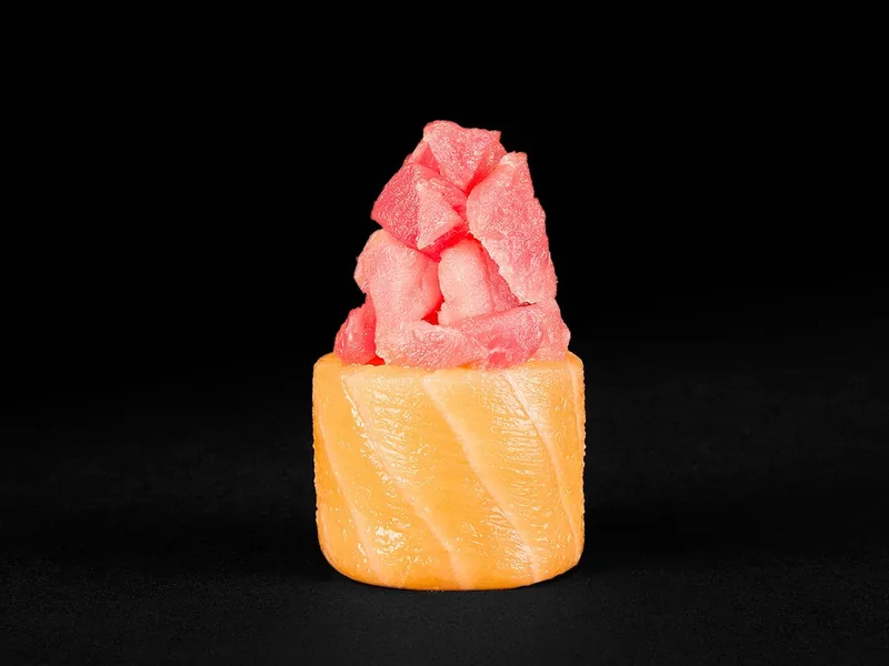 Salmon Roll Gunkan 1 pc