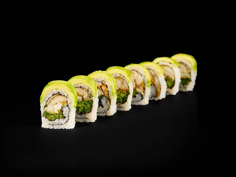 Avocado Caterpillar Roll 8 pcs