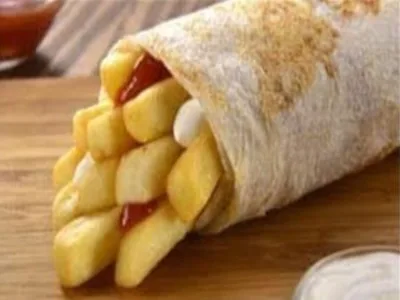 ساندوتش بطاطس محمرة سوري