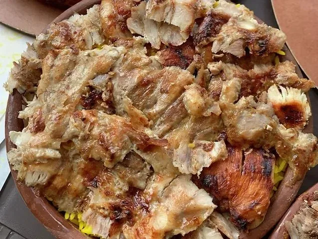 فتة شاورما دجاج حمزة كبير