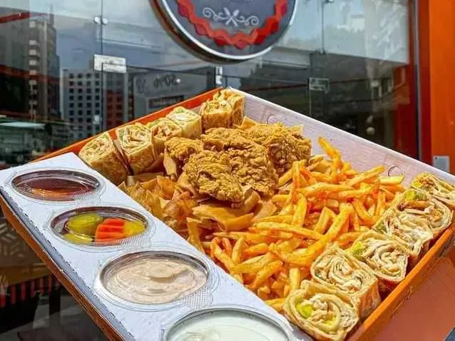 بوكس السعادة