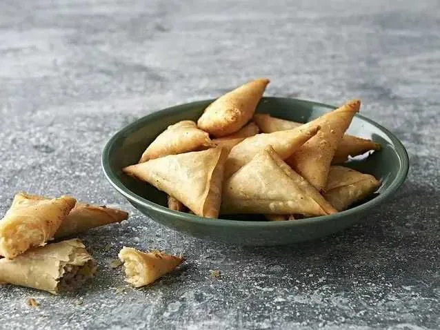 قطعة سمبوسك