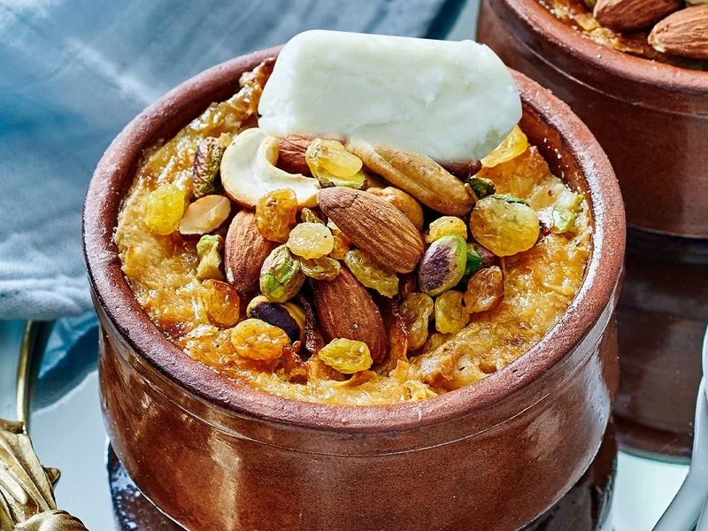 أم على بالسمنة البلدى و قشطة و مكسرات