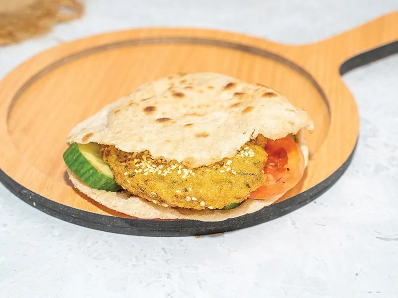 سندوتش طعمية